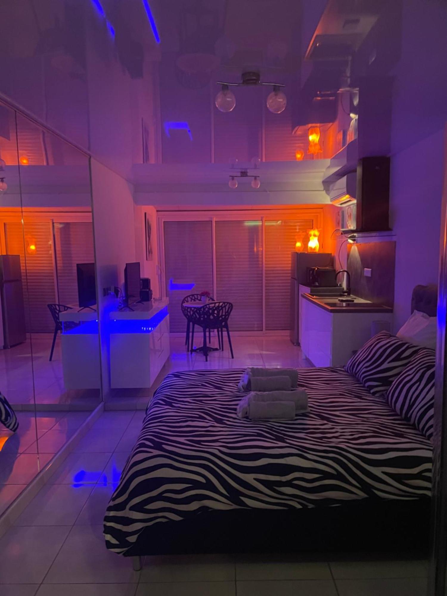 The Naturist Glamour Suite Agde Ngoại thất bức ảnh